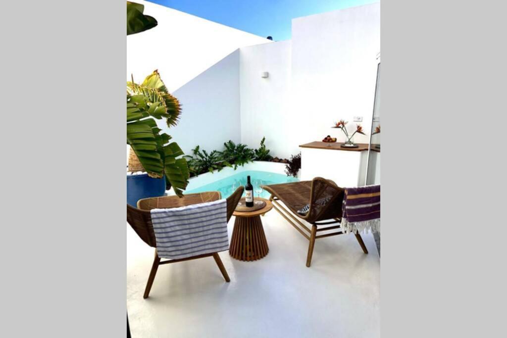 فيلا Unique, Stylish & Calm El Estanque By The Sea, Adults Only كوستا تاغيسي المظهر الخارجي الصورة