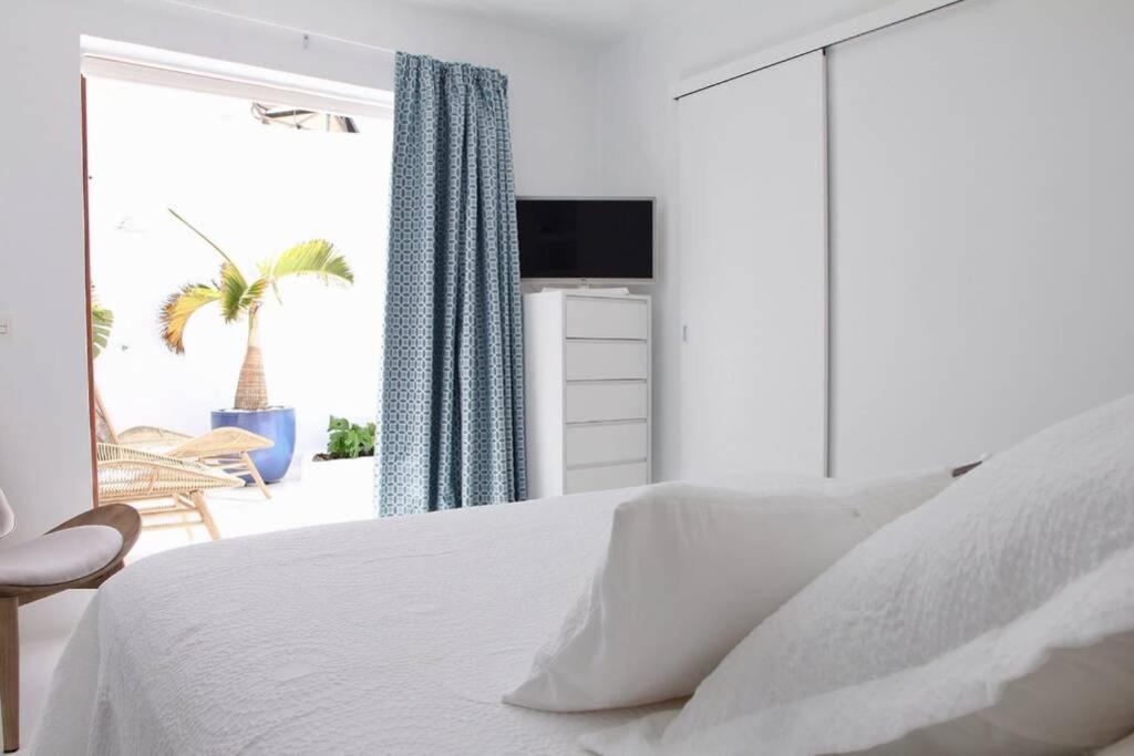 فيلا Unique, Stylish & Calm El Estanque By The Sea, Adults Only كوستا تاغيسي المظهر الخارجي الصورة